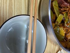 -内蒙焖面大盆骨餐馆(山大路店)
