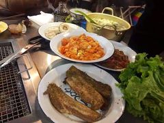 -马路牙子地桌烤肉(工体店)