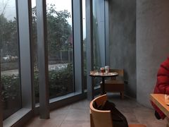 -星巴克(丁香国际商业中心店)