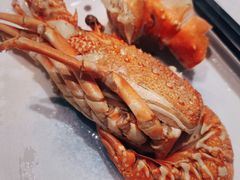 -淡尾·海鲜自助概念餐厅(虹桥南丰城店)