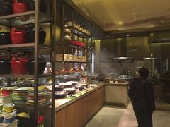 自助取餐区-华邑酒店·鲜艳全日自助餐厅