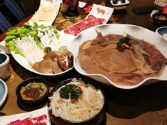 黑毛肚-左庭右院鲜牛肉火锅(新梅广场店)
