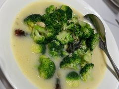 上汤西兰花-新吉士·上海菜(浦东LCM置汇旭辉店)