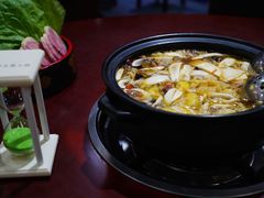 -菌之家·专业纯野生菌火锅·特色炒菌