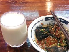 -黑白电视长沙小吃(美林M·LIVE天地东座店)