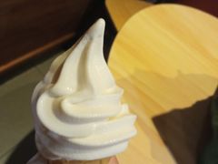 五丸子莓莓蛋卷-DQ·蛋糕·冰淇淋(鸿坤店)