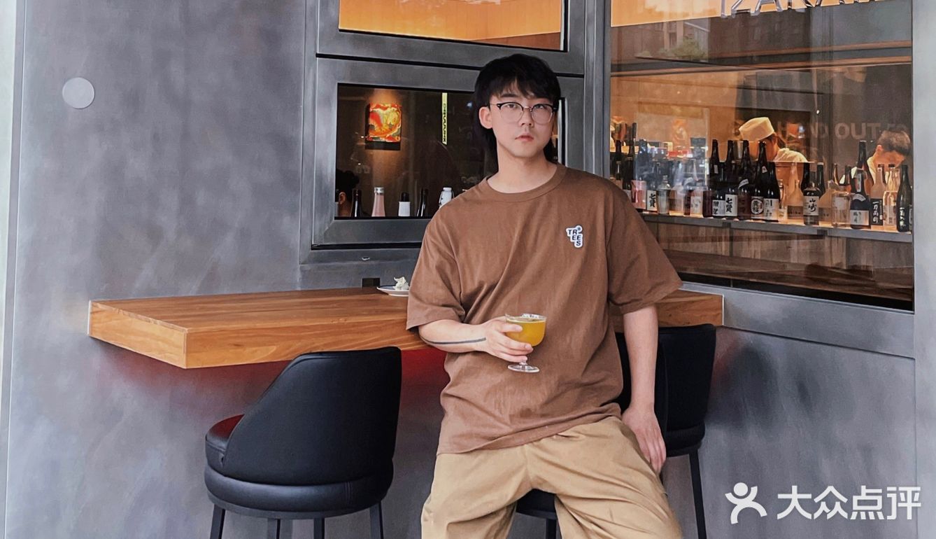 太爱这种氛围了！像是在日剧街头的居酒屋🍶