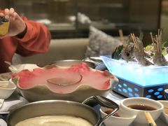 -红鼎豆捞·非遗鲍皇汤火锅(宝丰路店)