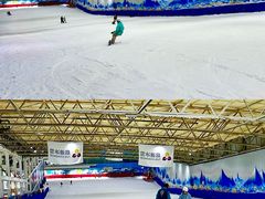 -乔波室内滑雪场