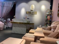 -花系美·美甲美睫精品店