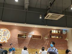 大堂-木屋烧烤(岗顶二店)