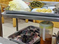 -屯老二农家铁锅炖·行业领军者(梅江店)