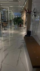 -罗亚帝造型·烫发染发