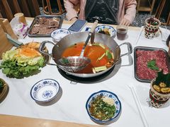 -王奋斗贵州酸汤牛肉火锅