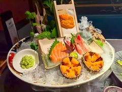 三文鱼甜虾海胆刺身拼盘-胆道·海胆专门店(凯德晶萃店)
