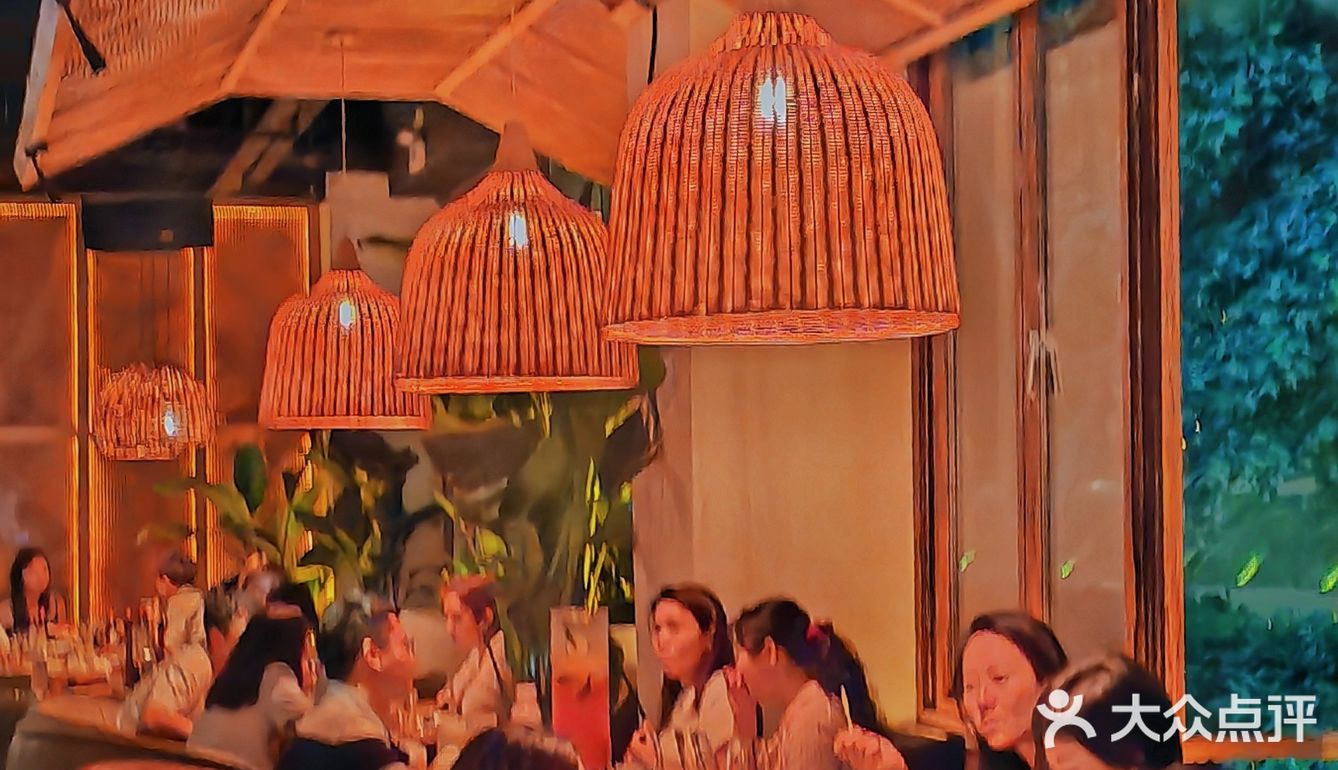 南门这家音乐餐酒吧‼️这周去了三次💃💃