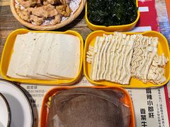 -小郡肝串串香火锅(金桥店)