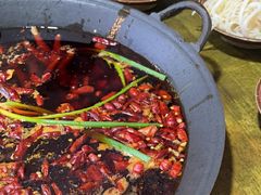 -黄潇洒老火锅(九眼桥宏济巷店)