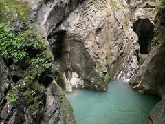-龙水峡地缝景区