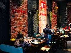大堂-莽子老火锅(大坪店)