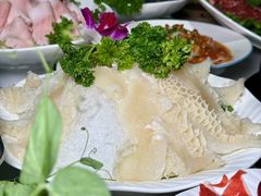 -贵府酸汤牛肉火锅·贵州老字号(飞山街店)