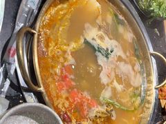 -顶顶汤火牛排火锅·经典铜锅涮肉