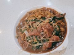 炒牛河-明兴正宗潮州五彩鱼蛋粉面(中山六路店)