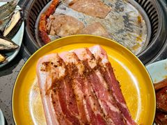 -金滏山·烤肉海鲜火锅自助(襄阳万达店)
