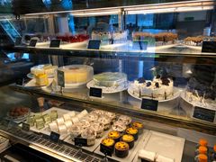 -莓园冰淇淋店