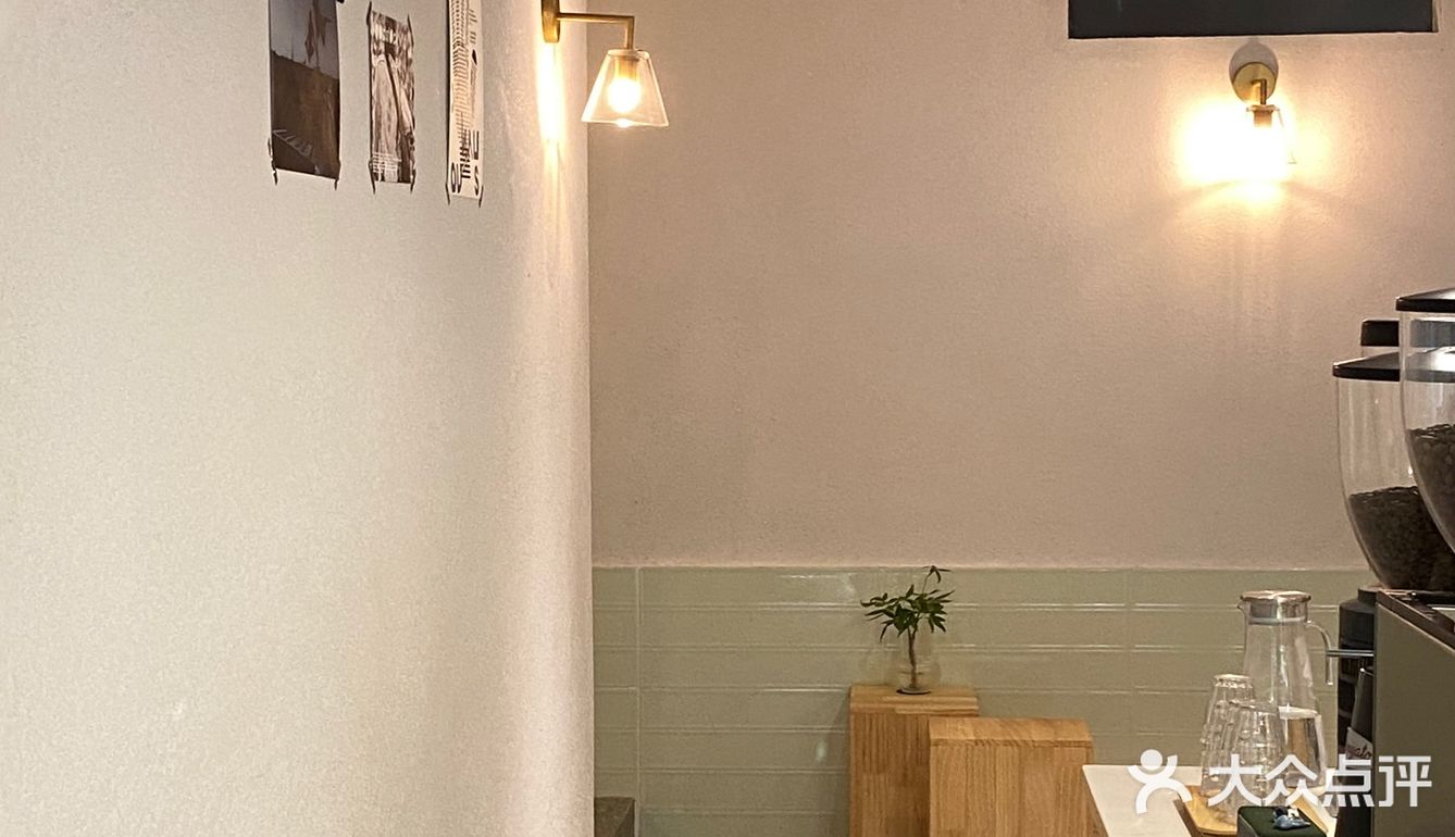 成都新店 | 好喝不贵的简约森系咖啡店