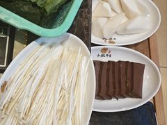 -小肥牛潮汕牛肉火锅(南联店)
