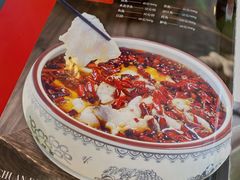 -鑫巴蜀小镇 · 水煮鱼专研店(玉桥店)