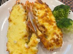 -华邑酒店·鲜艳全日自助餐厅