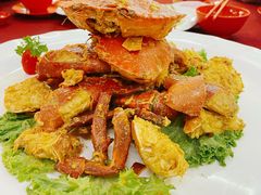 咸蛋黄焗螃蟹-东升园海鲜家