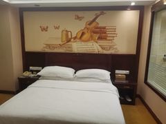 -维也纳酒店(桂林万象城火车站店)