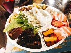 -鸡遇虾煲干锅火锅(小寨金莎店)