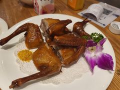 脆皮乳鸽-穆桂英美食(城中店)
