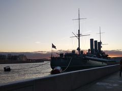 -阿芙乐尔号巡洋舰