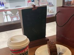 -星巴克(杭州西湖银泰1F店)
