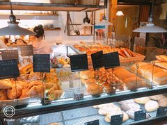 面包甜点陈列柜-仙峰天然面包(迎宾路店)