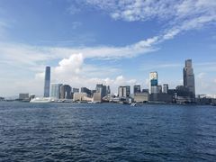-香港回归祖国纪念碑