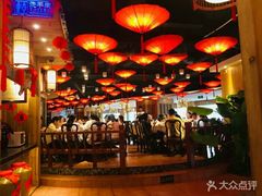 -新侗家食府(蟠桃宫店)