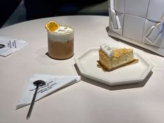 酸奶重芝士蛋糕-sugarman espresso素饮糖人高新咖啡工厂