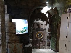 -暴风岛沉浸式体验馆(百联世纪店)