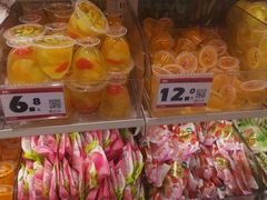 -赵一鸣零食(广州荔湾路店)