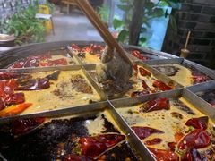 -白乐天毛肚火锅馆(南滨路店)