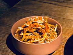 凉拌猪皮-毛辣果·酸(OHA复兴西路店)