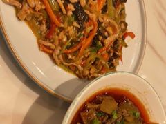 -犇逸·乐山跷脚牛肉·四川现炒(览海店)