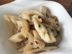 -泉畔人家·老济南经典鲁菜(大明湖店)