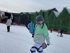 -鳌山滑雪度假区